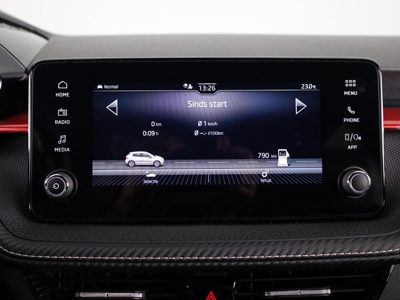 Skoda FABIA 1.0 TSI Monte Carlo 115 pk Automaat (DSG) | Adaptive Cruise Control | Navigatie via App | Parkeersensoren | Achteruitrijcamera | LED koplampen |