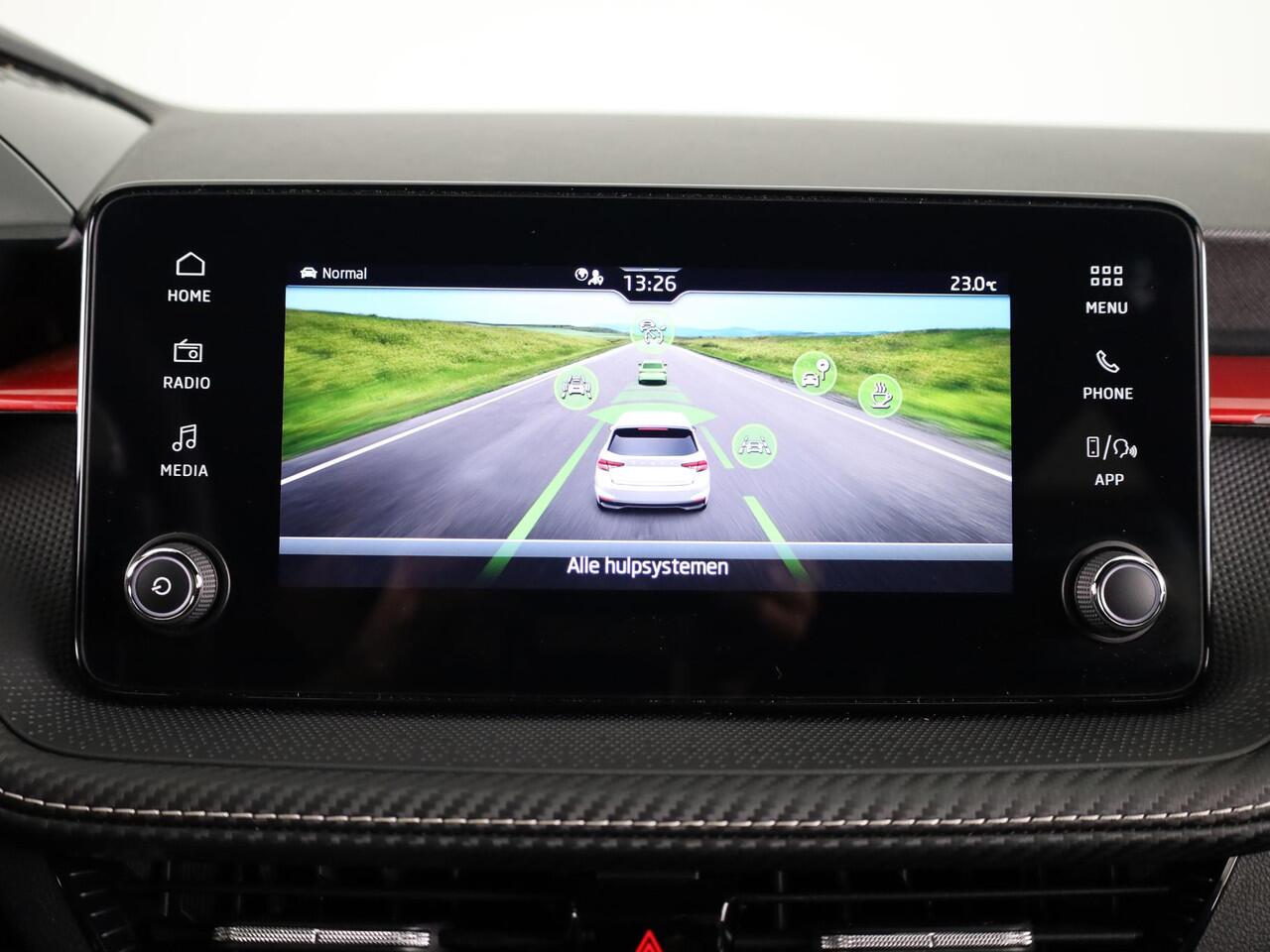 Skoda FABIA 1.0 TSI Monte Carlo 115 pk Automaat (DSG) | Adaptive Cruise Control | Navigatie via App | Parkeersensoren | Achteruitrijcamera | LED koplampen |