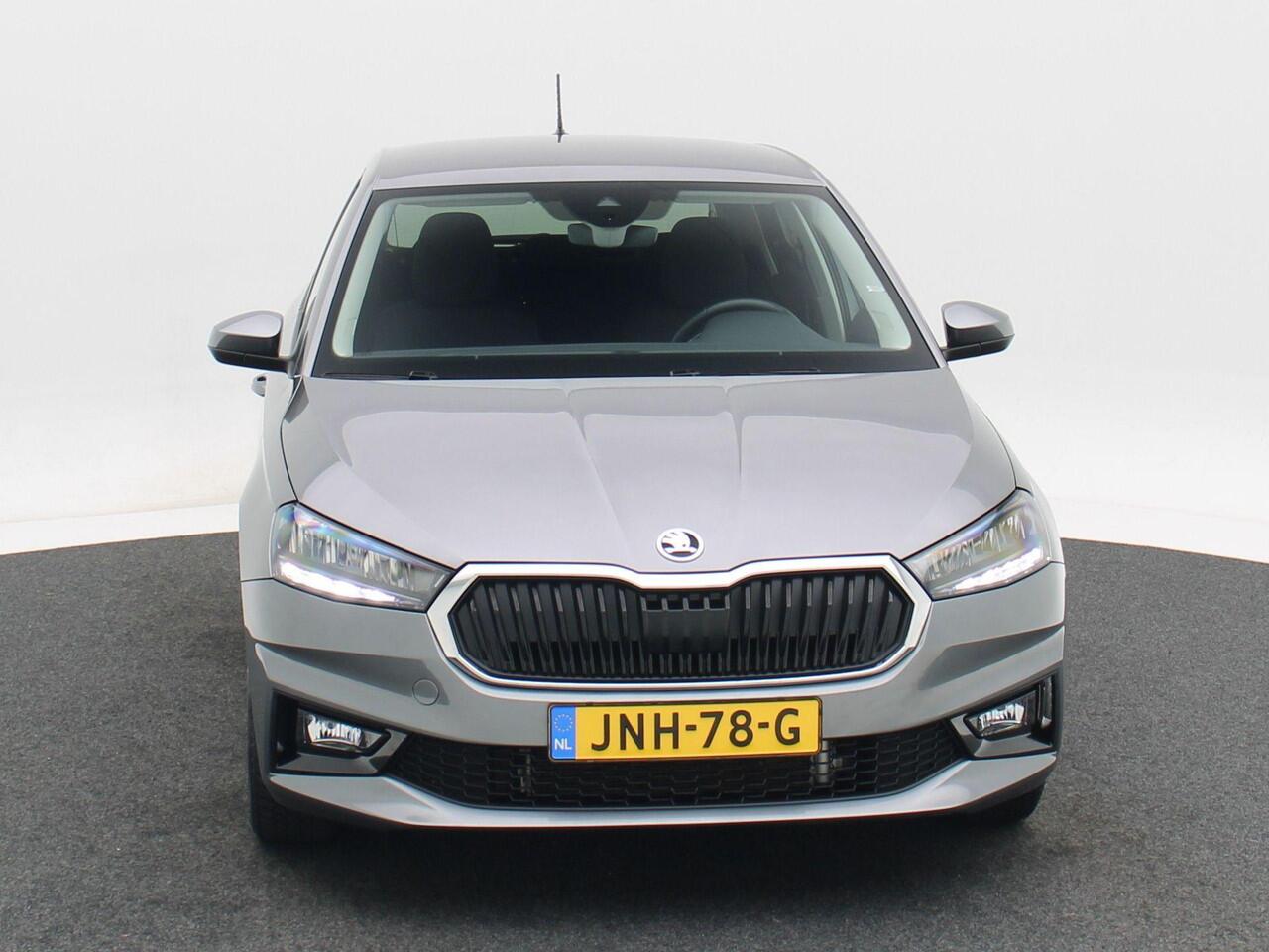 Skoda FABIA 1.0 TSi 115 Pk Automaat Selection | Virtual Cockpit | Stoel- & Stuurverwarming | Keyless | CarPlay | Sensoren Achter | LED | 15 Inch | 43.082 Km!!