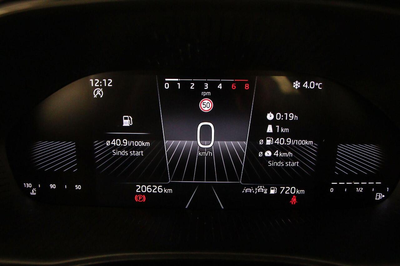 Skoda FABIA Selection 1.0 TSI 95pk Cruise control, Airco, LED koplampen, Parkeersensor achter, App connect, DAB, Radio, Bluetooth