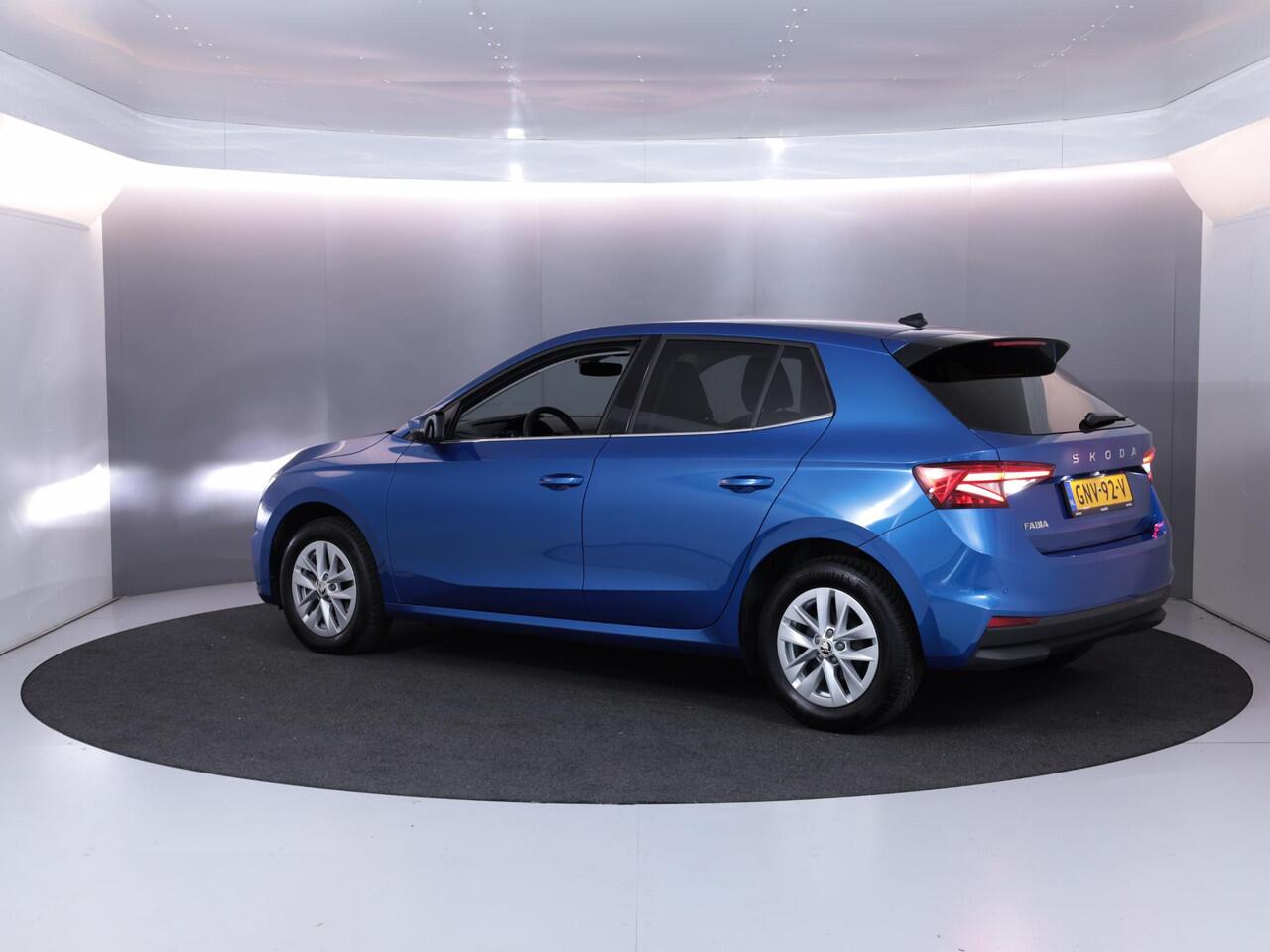 Skoda FABIA 1.0 TSI Business Edition 95 pk | Verlengde garantie | Navigatie via App | Parkeersensoren | Achteruitrijcamera | Stoelverwarming |