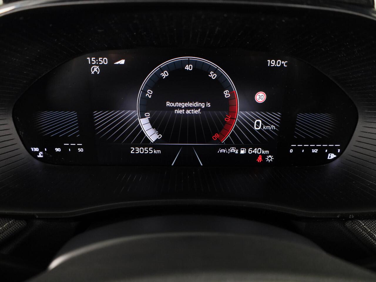 Skoda FABIA 1.0 TSI Business Edition 95pk | Verlengde garantie | Climatronic | Navigatie via App | Verwarmbare voorstoelen | Parkeersensoren voor en achter