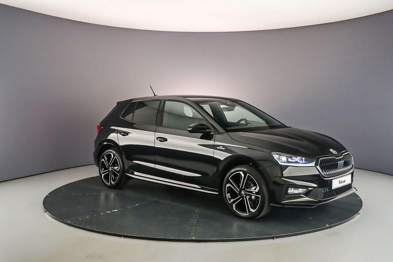 Skoda FABIA Monte Carlo 1.0 TSI 95pk Adaptive cruise control, Achteruitrijcamera, Stoelverwarming, DAB, Radio, Airco, LED verlichting, Parkeersensoren, App connect