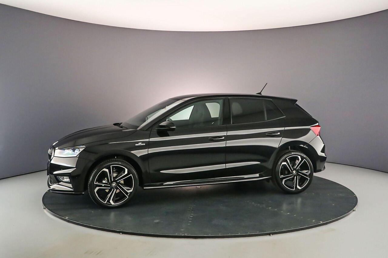 Skoda FABIA Monte Carlo 1.0 TSI 95pk Adaptive cruise control, Achteruitrijcamera, Stoelverwarming, DAB, Radio, Airco, LED verlichting, Parkeersensoren, App connect