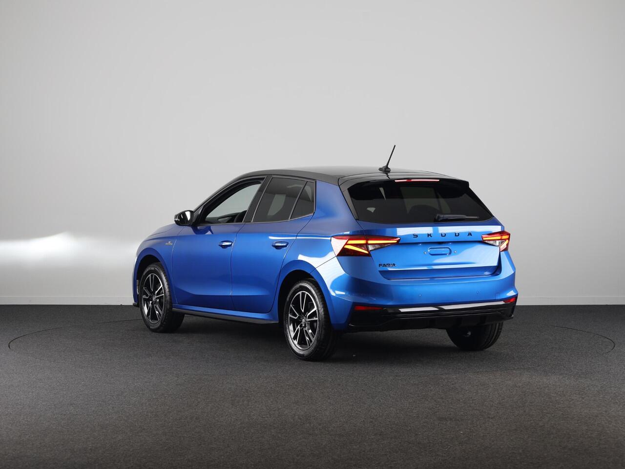 Skoda FABIA Monte Carlo 1.0 TSI 95 pk 5 versn. Hand | Verwarmbare voorstoelen | Hill start | Zwart dak