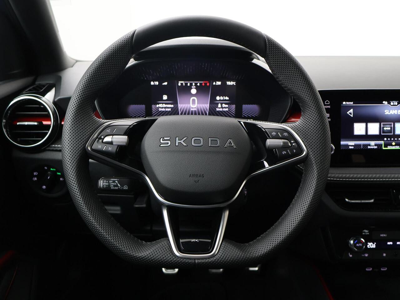 Skoda FABIA Monte Carlo 1.0 TSI 95 PK | 17" Lichtmetalen velgen | Zwart dak | Apple Carplay/Android Auto | Adaptieve cruise control |