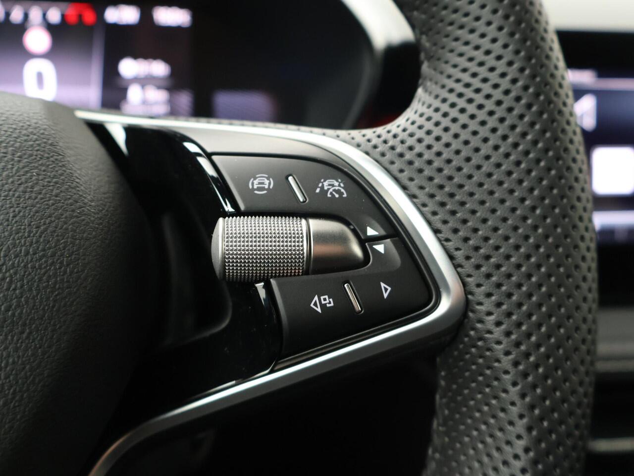 Skoda FABIA Monte Carlo 1.0 TSI 95 PK | 17" Lichtmetalen velgen | Zwart dak | Apple Carplay/Android Auto | Adaptieve cruise control |