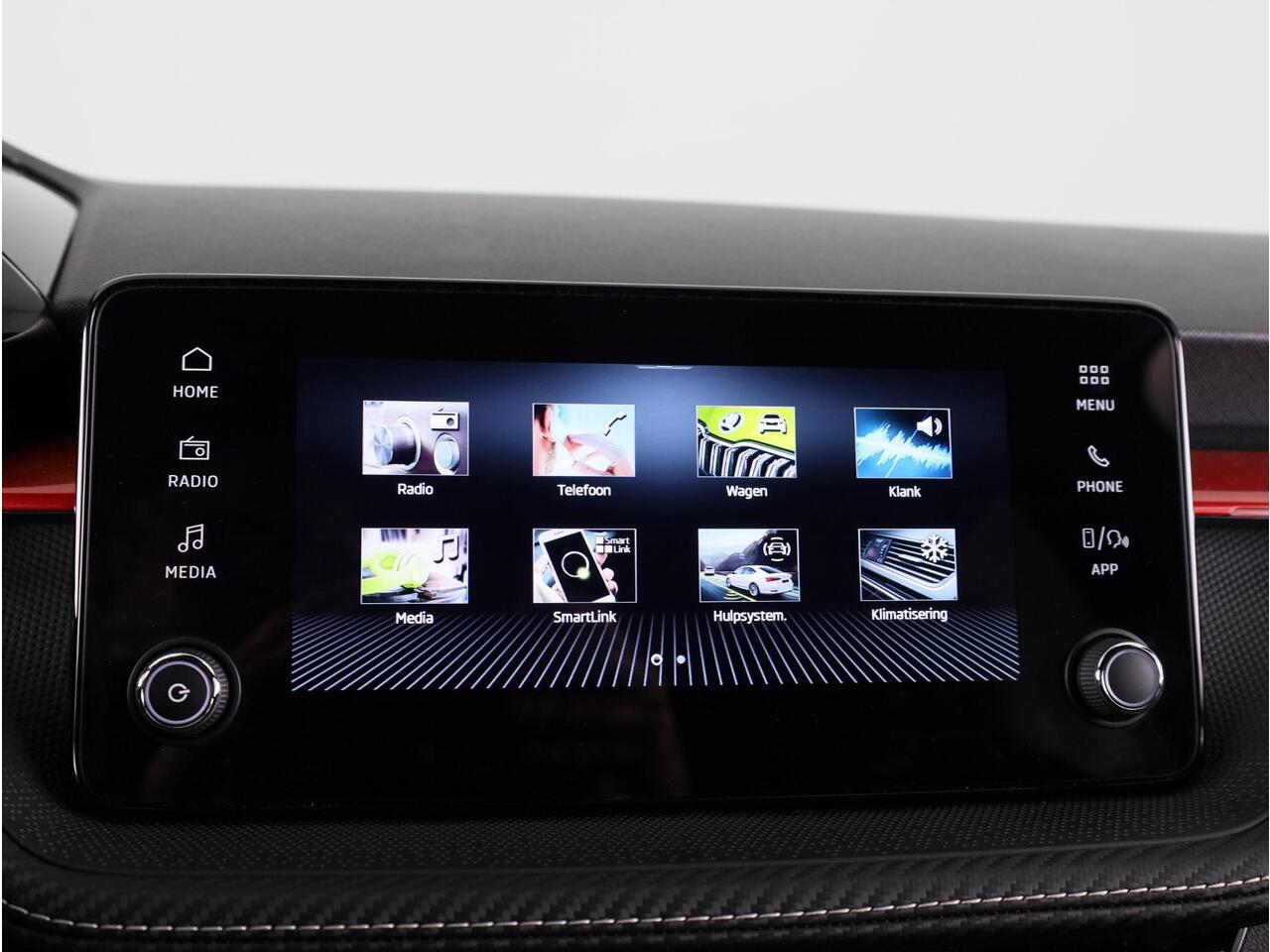 Skoda FABIA 1.0 TSI Monte Carlo 95PK | Private lease vanaf 465,-- | 17 inch Lichtmetalen velgen | Stoelverwarming | Navigatie via App | Parkeercamera