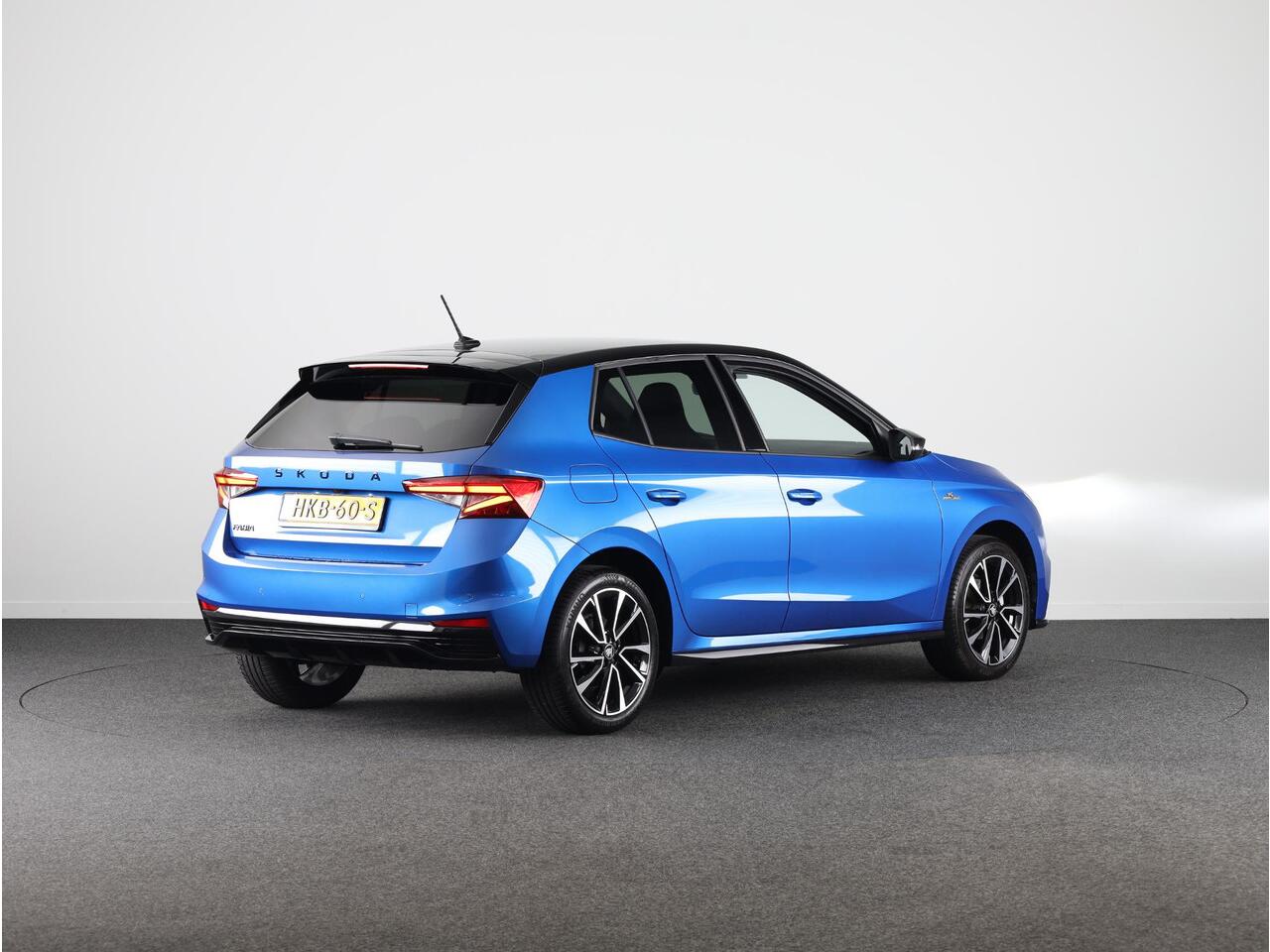 Skoda FABIA 1.0 TSI Monte Carlo 95PK | Private lease vanaf 465,-- | 17 inch Lichtmetalen velgen | Stoelverwarming | Navigatie via App | Parkeercamera