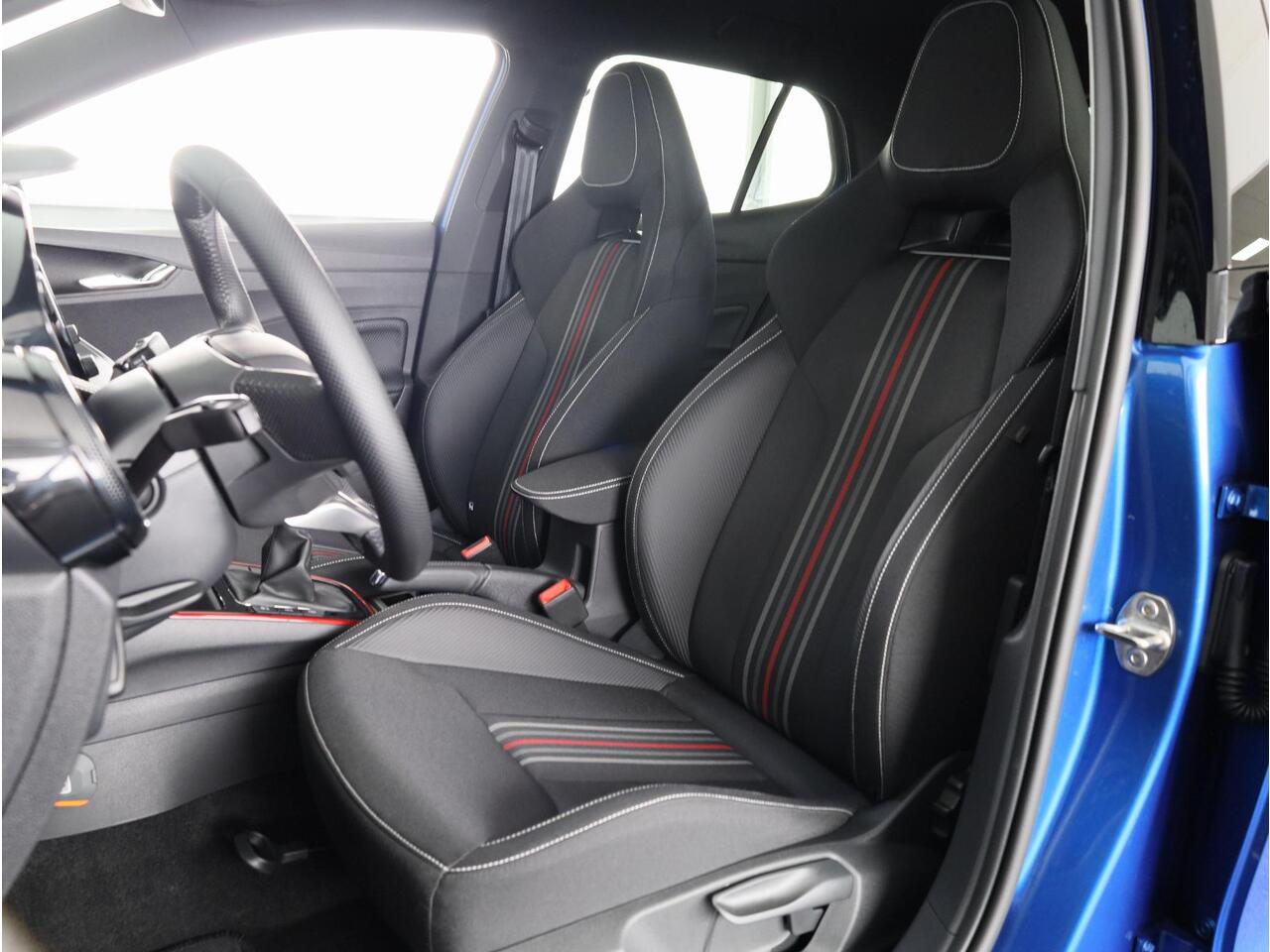 Skoda FABIA 1.0 TSI Monte Carlo 95PK | Private lease vanaf 465,-- | 17 inch Lichtmetalen velgen | Stoelverwarming | Navigatie via App | Parkeercamera