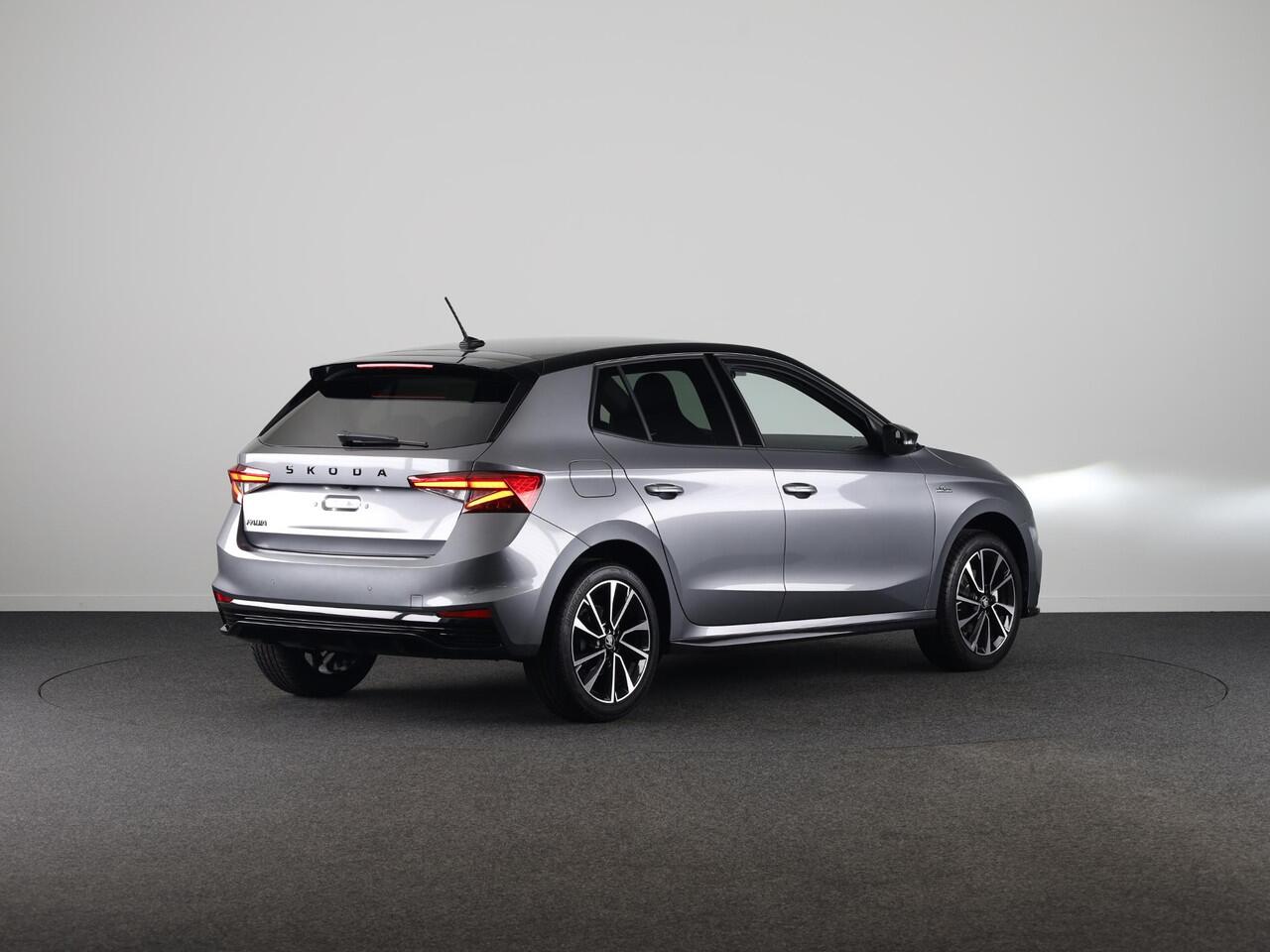 Skoda FABIA Monte Carlo 1.0 TSI 115 pk 7 versn. DSG | Travel Assist Plus | Verwarmbare stoelen voor | Zwart dak | 17 inch lichtmetalen velgen