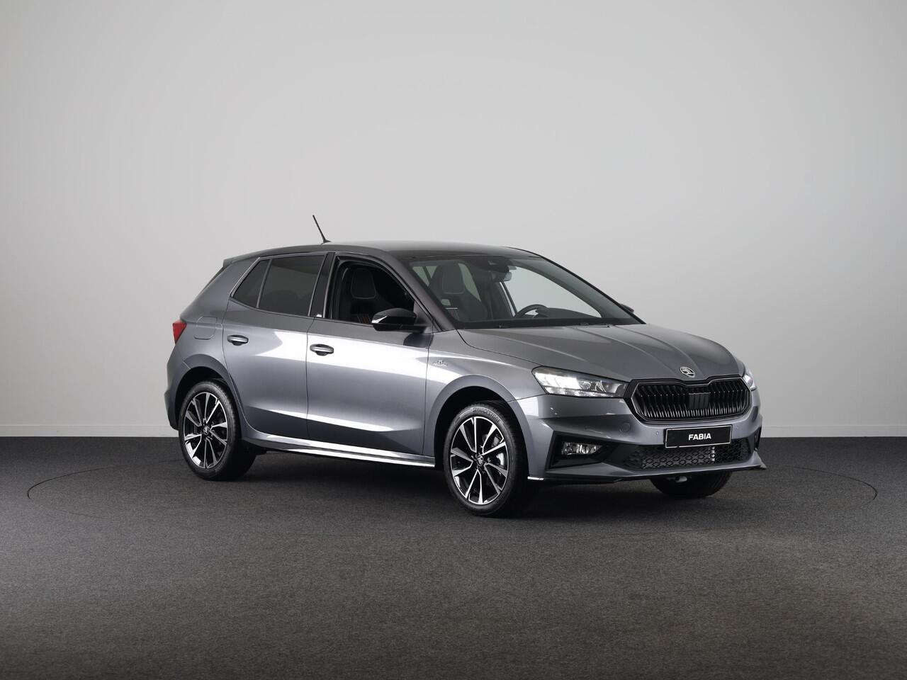 Skoda FABIA Monte Carlo 1.0 TSI 115 pk 7 versn. DSG | Travel Assist Plus | Verwarmbare stoelen voor | Zwart dak | 17 inch lichtmetalen velgen