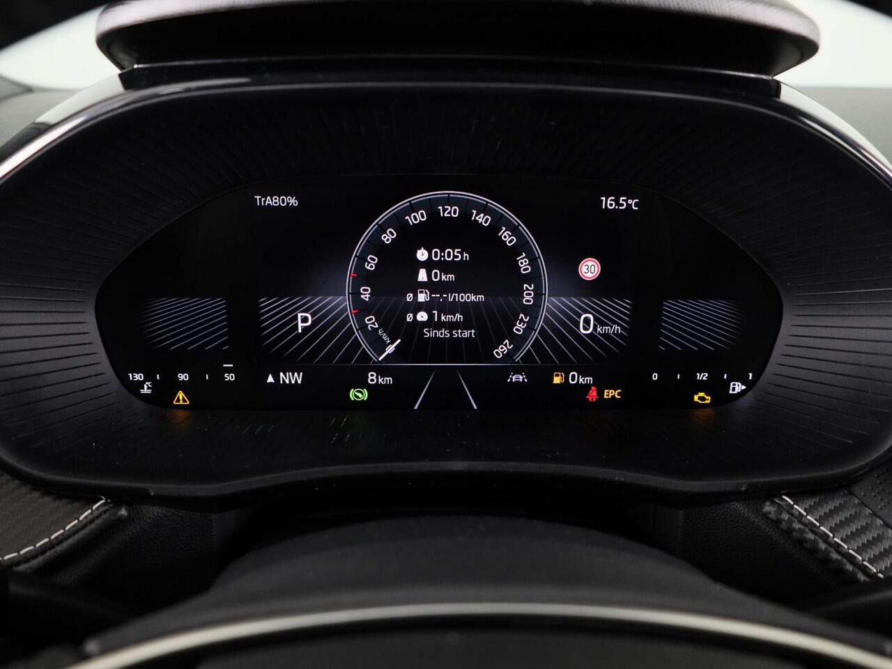 Skoda FABIA Monte Carlo 1.0 TSI 115 pk 7 versn. DSG | Travel Assist Plus | Verwarmbare stoelen voor | Zwart dak | 17 inch lichtmetalen velgen