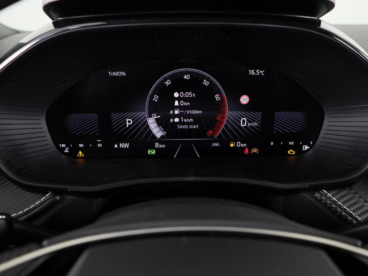 Skoda FABIA Monte Carlo 1.0 TSI 115 pk 7 versn. DSG | Travel Assist Plus | Verwarmbare stoelen voor | Zwart dak | 17 inch lichtmetalen velgen