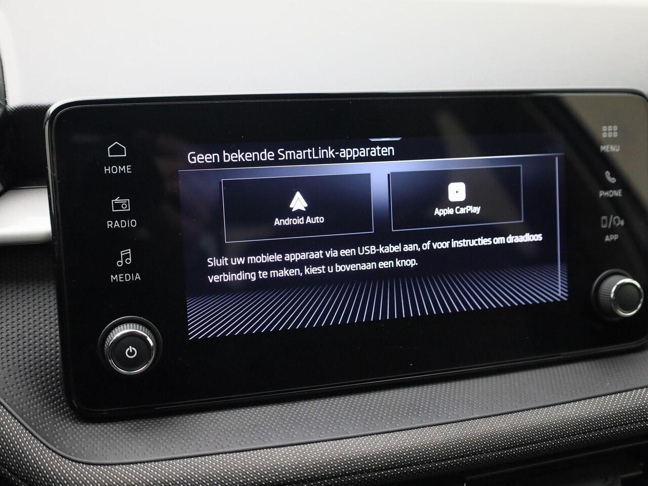 Skoda FABIA 1.0TSI/115PK Selection DSG · Apple/Android · Parkeersensoren · Stoel -& stuurverwarming · Garantie tot maart 2029 of 60000km.