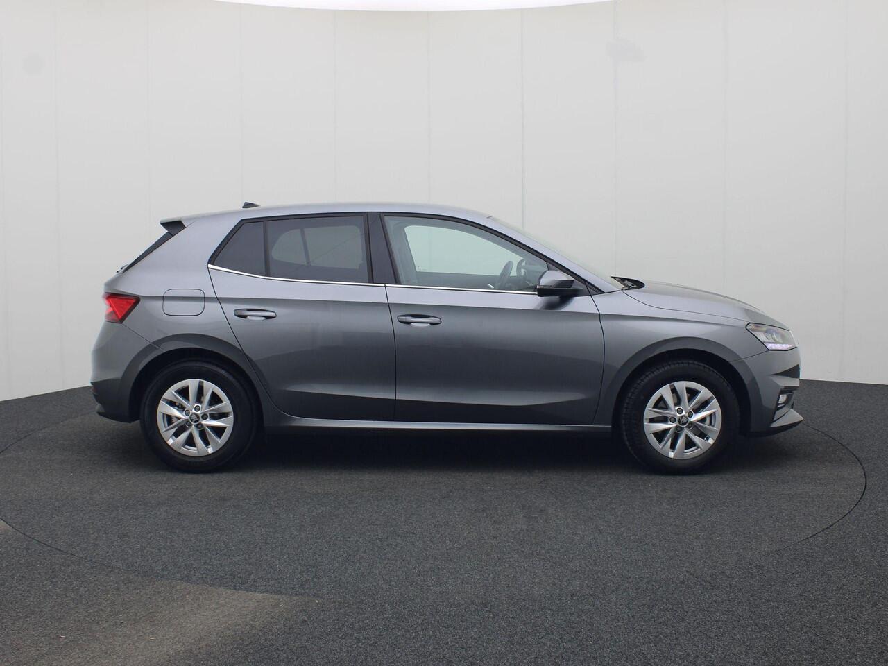 Skoda FABIA 1.0TSI/115PK Selection DSG · Apple/Android · Parkeersensoren · Stoel -& stuurverwarming · Garantie tot maart 2029 of 60000km.