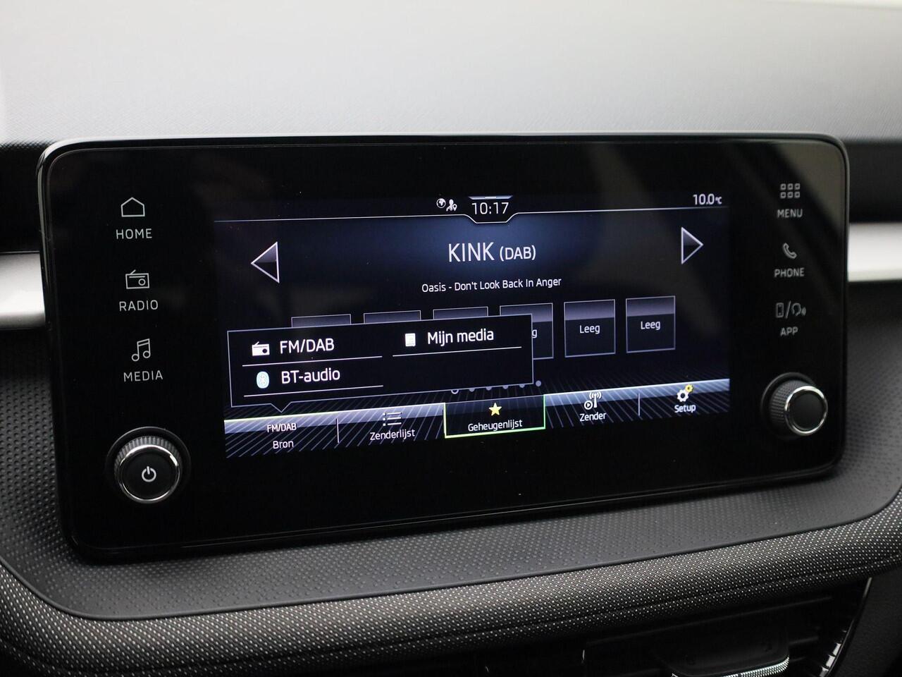 Skoda FABIA 1.0TSI/115PK Selection DSG · Apple/Android · Parkeersensoren · Stoel -& stuurverwarming · Garantie tot maart 2029 of 60000km.