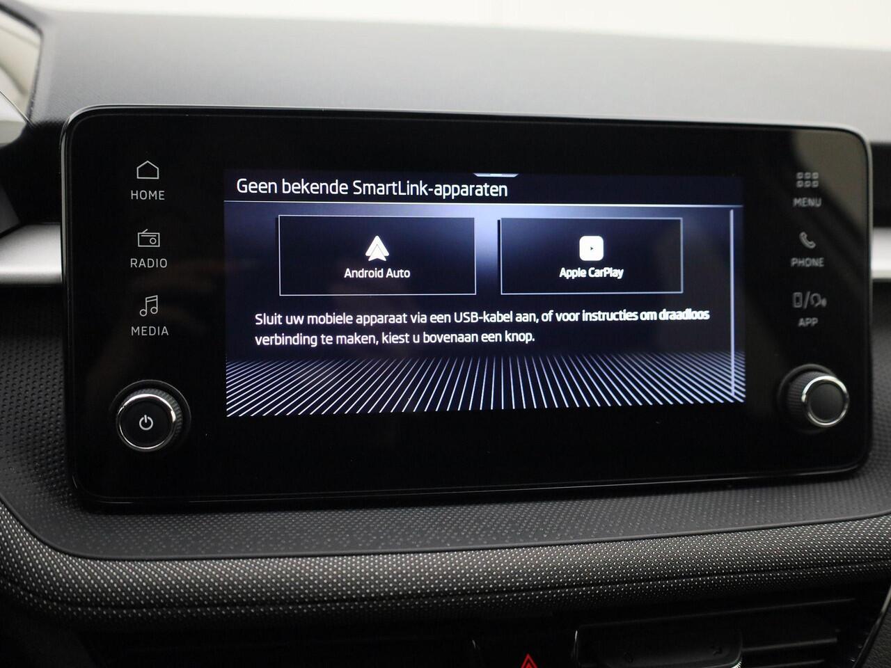 Skoda FABIA 1.0TSI/115PK Selection DSG · Apple/Android Car Play · Clima · Parkeersensoren · Stoelverwarming · Garantie tot 01-03-2029 of 60000km