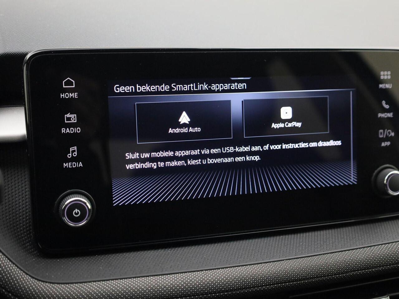 Skoda FABIA 1.0TSI/115PK Selection DSG · Apple/Android · Parkeersensoren · Stoel -& stuurverwarming · Garantie tot april 2029 of 60000km.