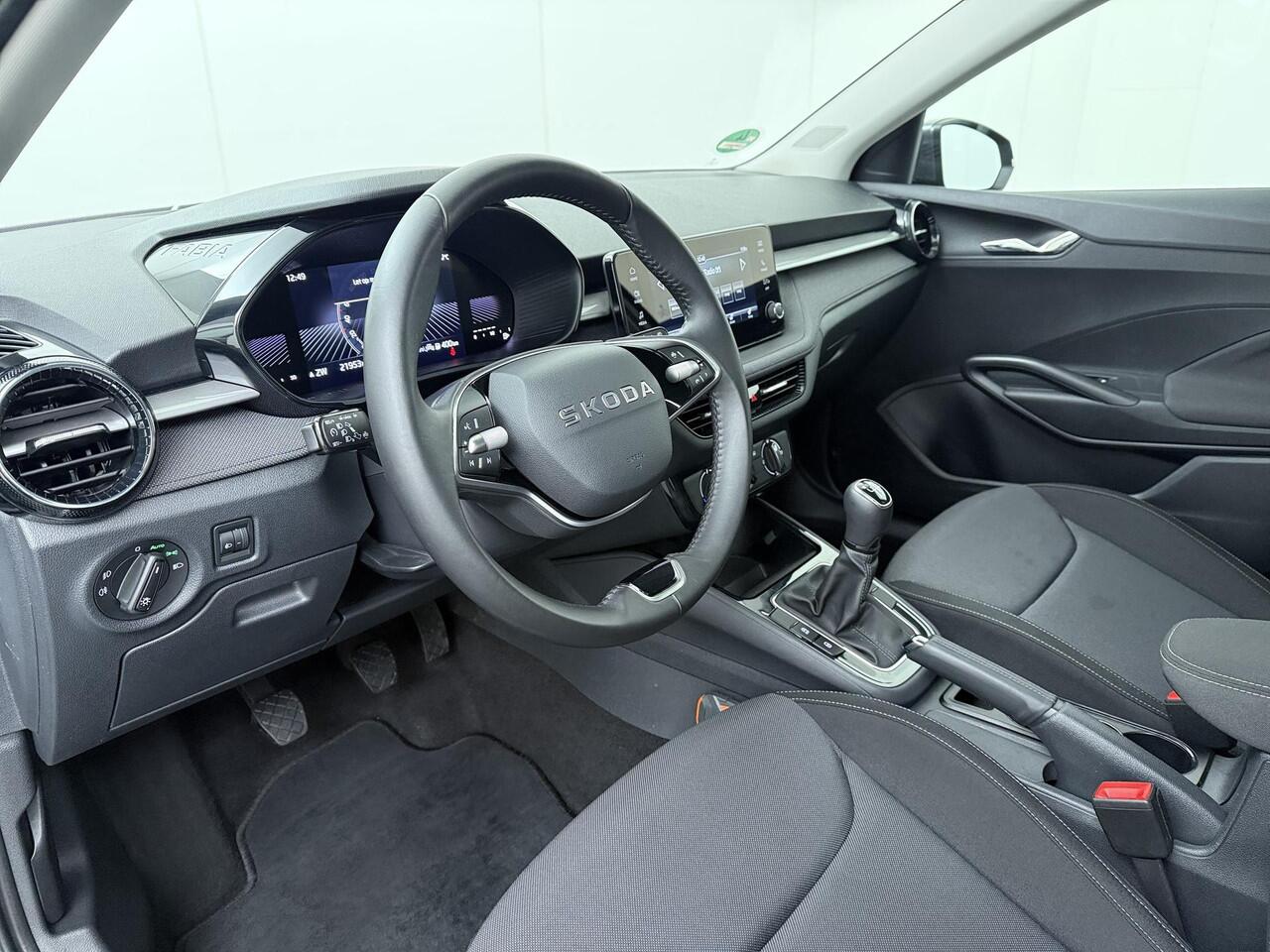 Skoda FABIA 1.0 TSI Selection | 95 PK | Multifunctioneel stuurwiel | Cruisecontrol | Parkeersensoren |