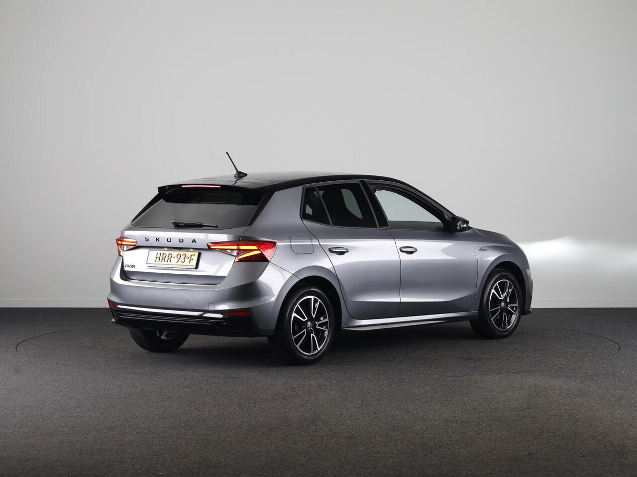 Skoda FABIA 1.0 TSI Monte Carlo 95 pk | Verlengde garantie | Navigatie via App | Parkeersensoren | Achteruitrijcamera | Stoelverwarming |