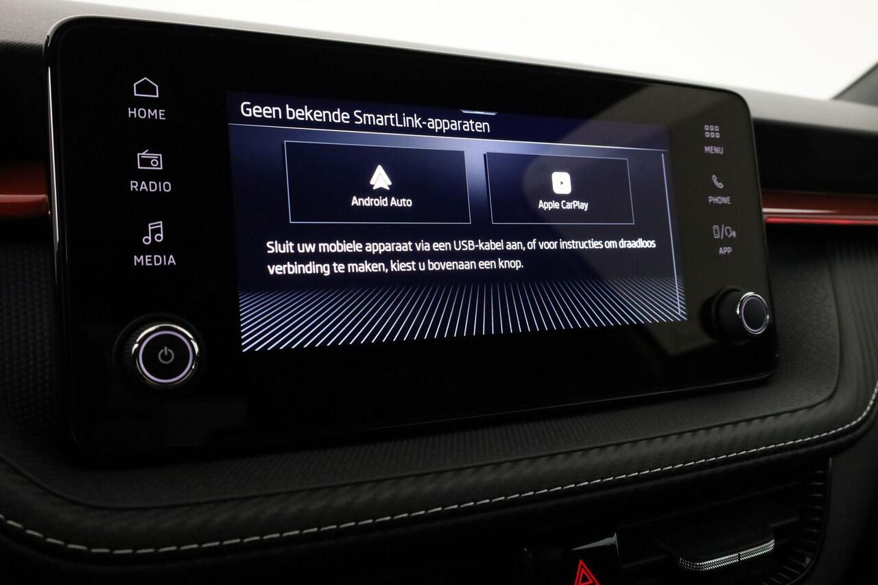 Skoda FABIA 1.0 TSI Monte Carlo | ACC | 17 inch | Keyless | Stoelverwarming