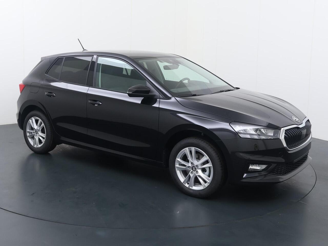 Skoda FABIA Selection 1.0 TSI 115 PK DSG Automaat | Trekhaak | 16" Lichtmetalen velgen | Apple Carplay/Android Auto |