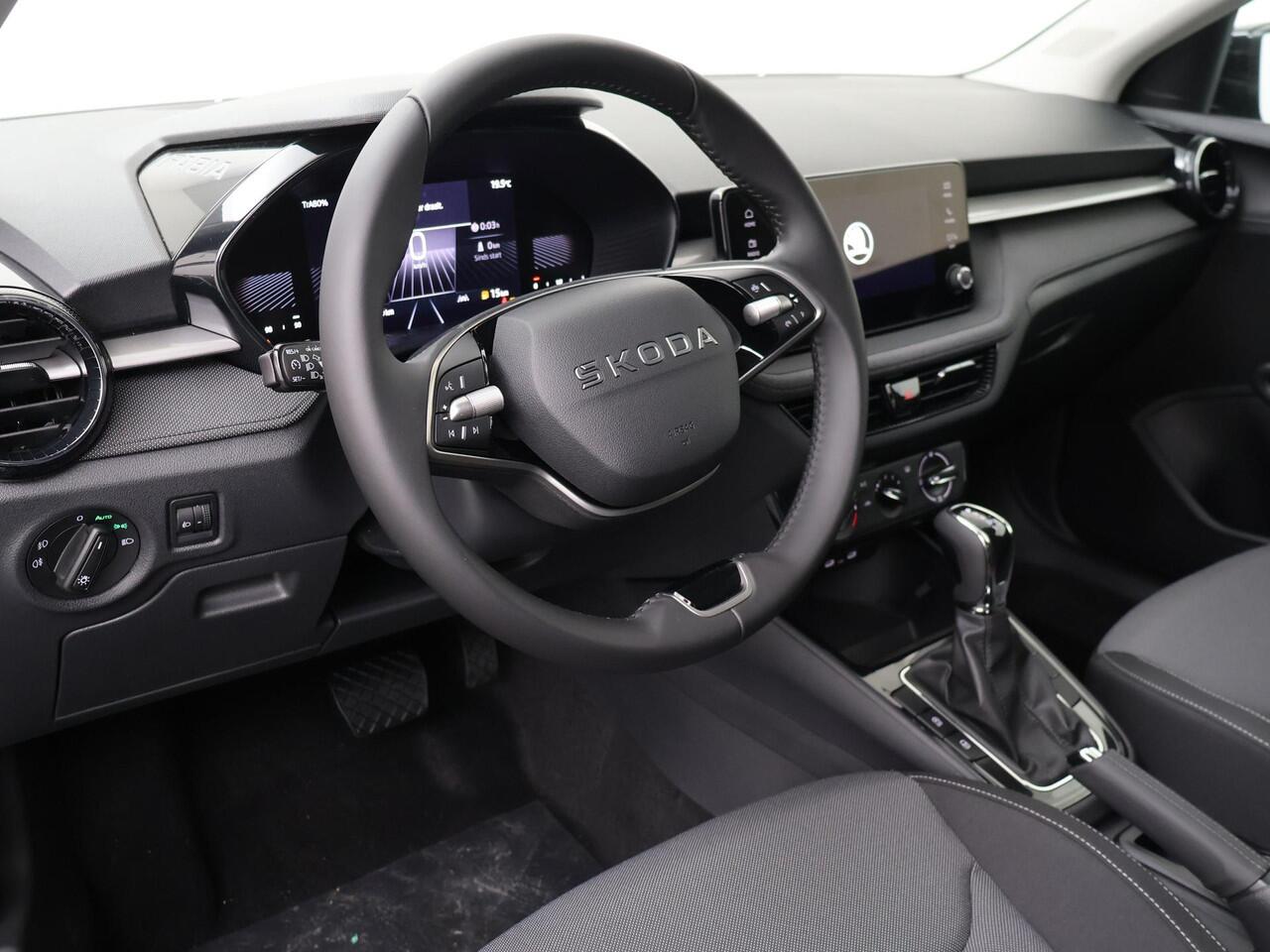 Skoda FABIA Selection 1.0 TSI 115 PK DSG Automaat | Trekhaak | 16" Lichtmetalen velgen | Apple Carplay/Android Auto |