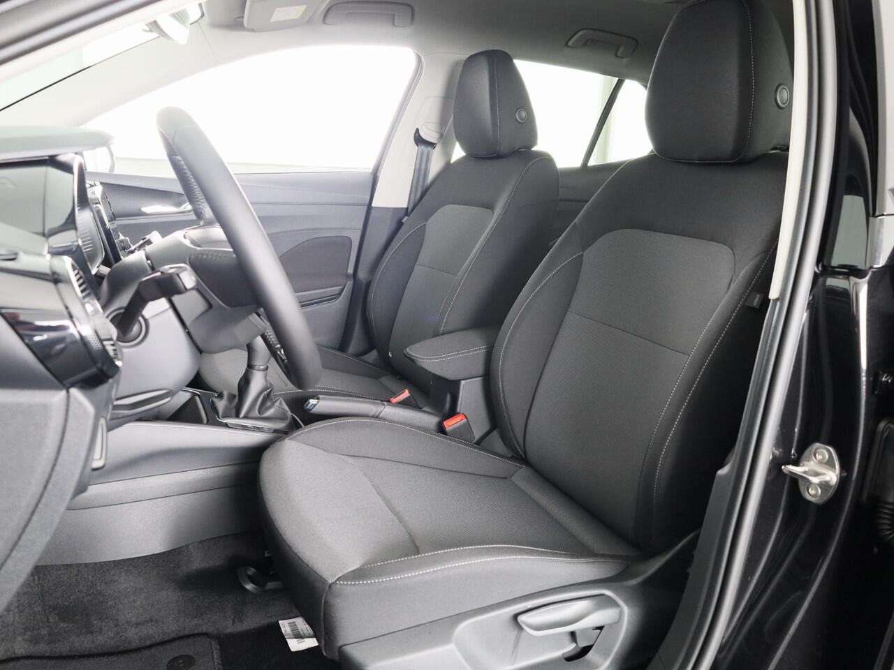 Skoda FABIA Selection 1.0 TSI 95 pk 5 versn. Hand | Getint glas | 15 inch lichtmetalen velgen