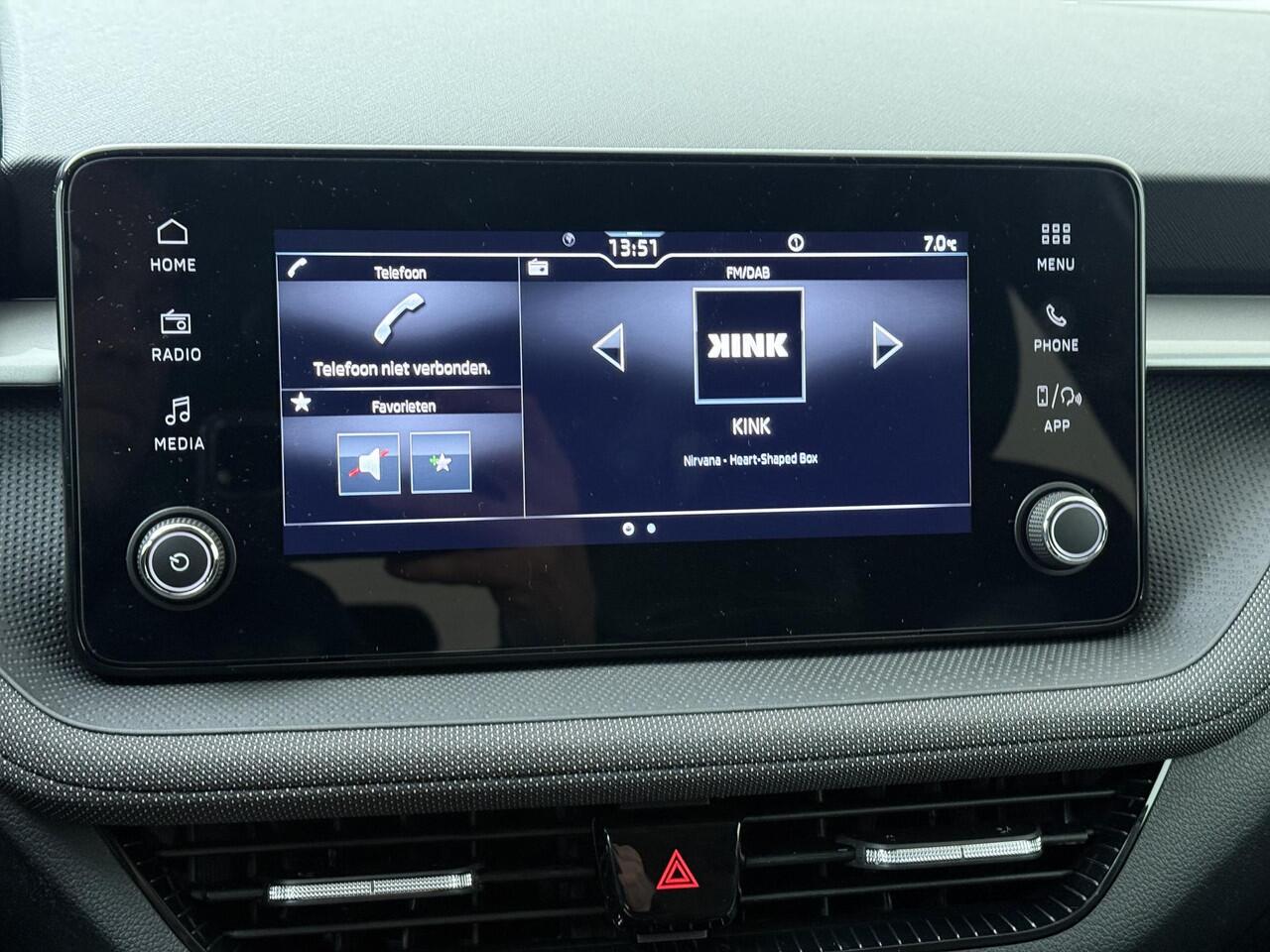 Skoda FABIA Selection 1.0 TSI 95 PK | 15" Lichtmetalen velgen | Trekhaak |