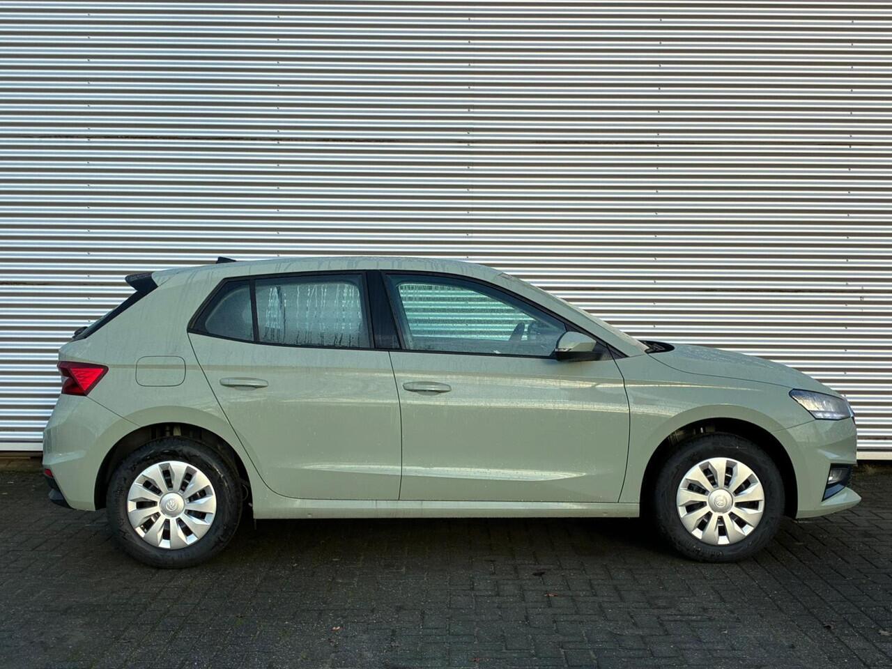 Skoda FABIA Essence 1.0 TSI 95 PK | Apple Carplay/Android Auto | Airconditioning | Parkeersensoren |