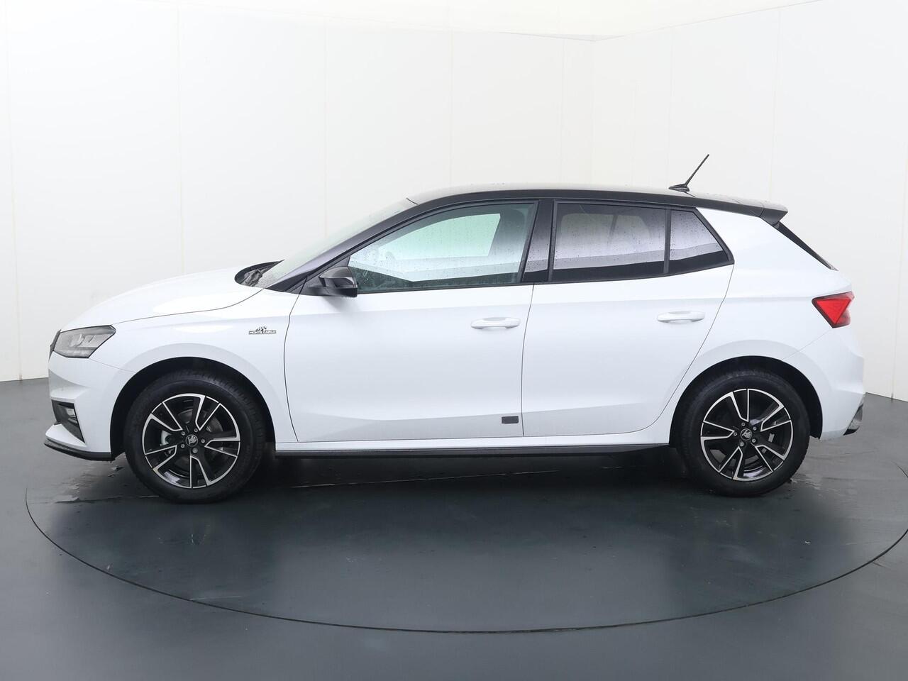 Skoda FABIA Monte Carlo 1.0 TSI 95 PK | 17" Lichtmetalen velgen | Verwarmbare voorstoelen | Apple Carplay/Android Auto
