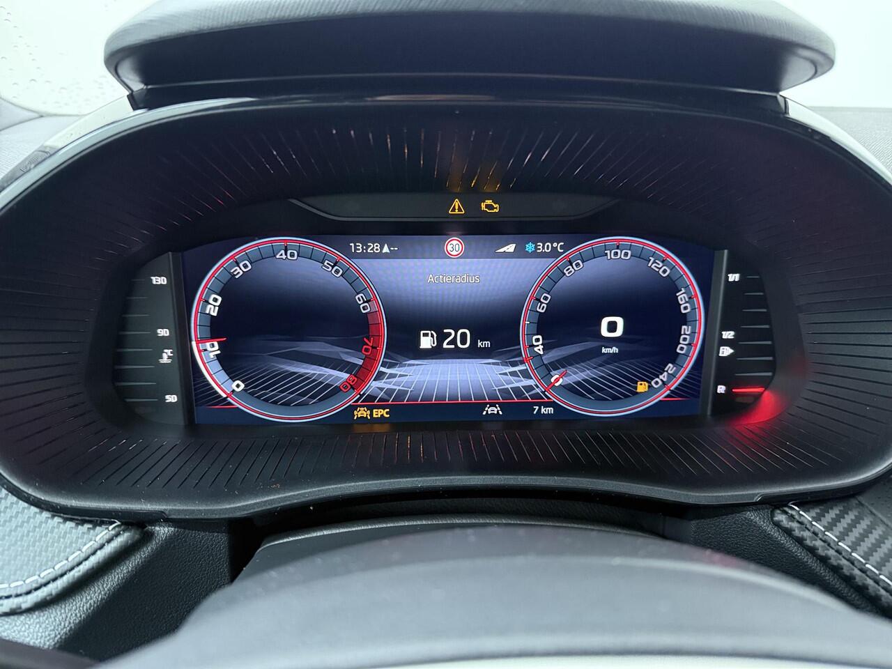 Skoda FABIA Monte Carlo 1.0 TSI 95 PK | 17" Lichtmetalen velgen | Verwarmbare voorstoelen | Apple Carplay/Android Auto