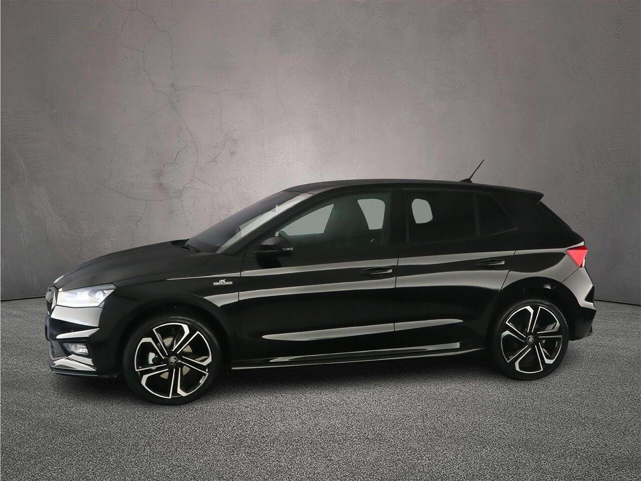 Skoda FABIA Monte Carlo 1.0 TSI 115pk DSG Automaat Adaptive cruise control, Navigatie, Achteruitrijcamera, Stoelverwarming, LED koplampen, Parkeersensoren, App connect