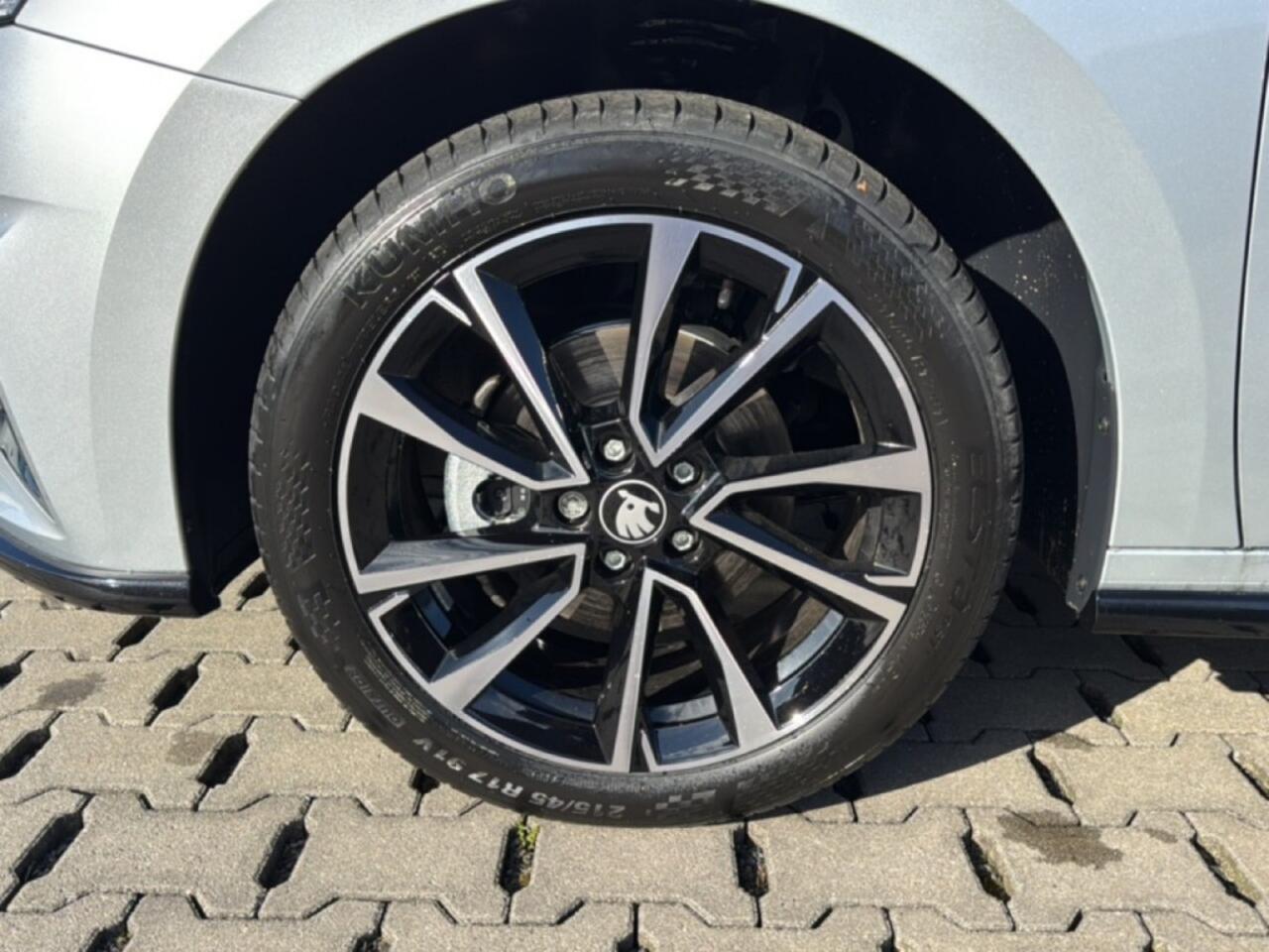 Skoda FABIA 1.0 TSI DSG MONTE CARLO CAMERA/CRUISE/STOEL+STUURVERW/CARPLAY