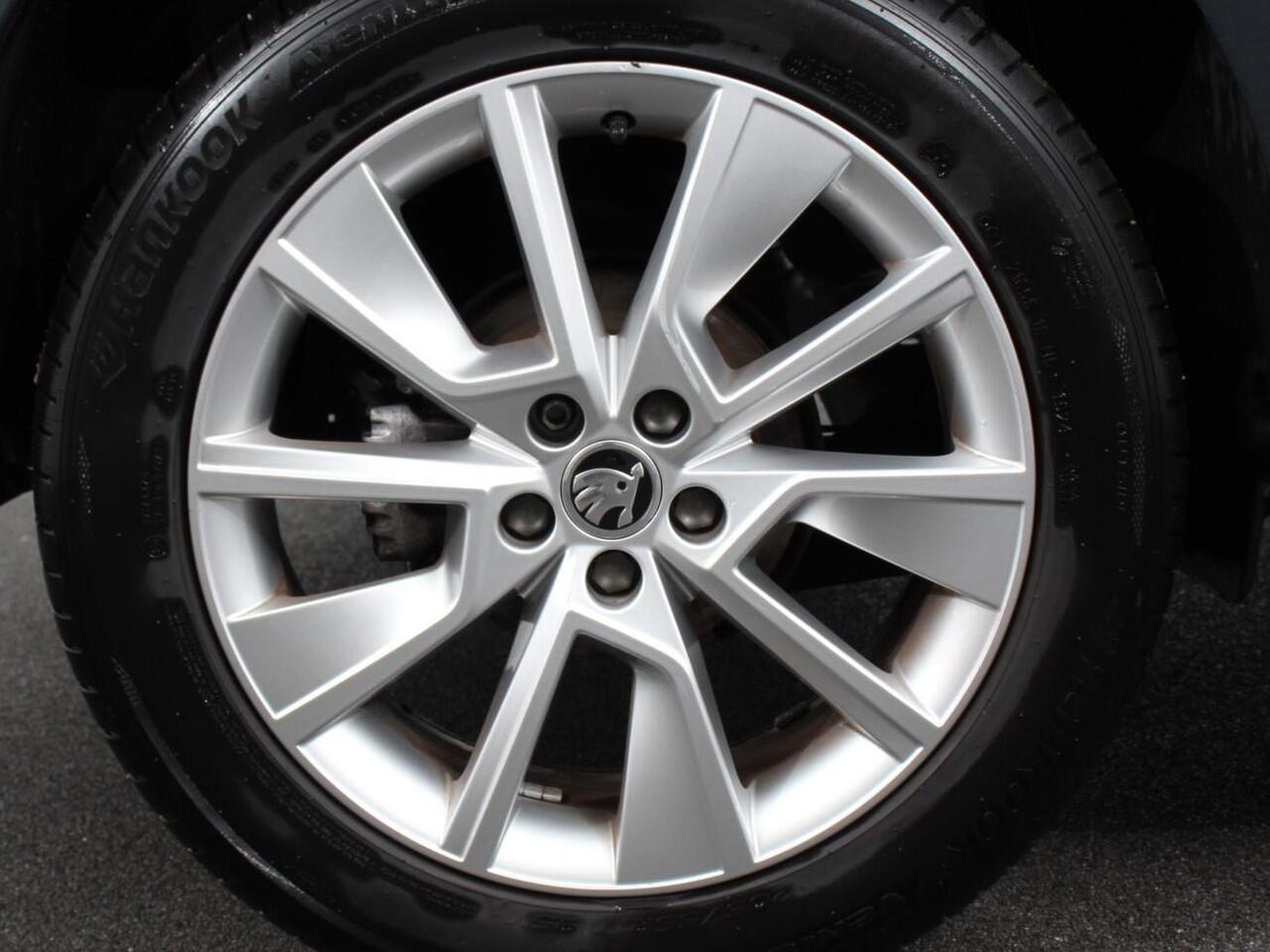 Skoda Kamiq 1.5 TSI 150pk Style DSG | Navigatie | Apple Carplay / Android Auto | Climate Control | Parkeer sensoren | DAB