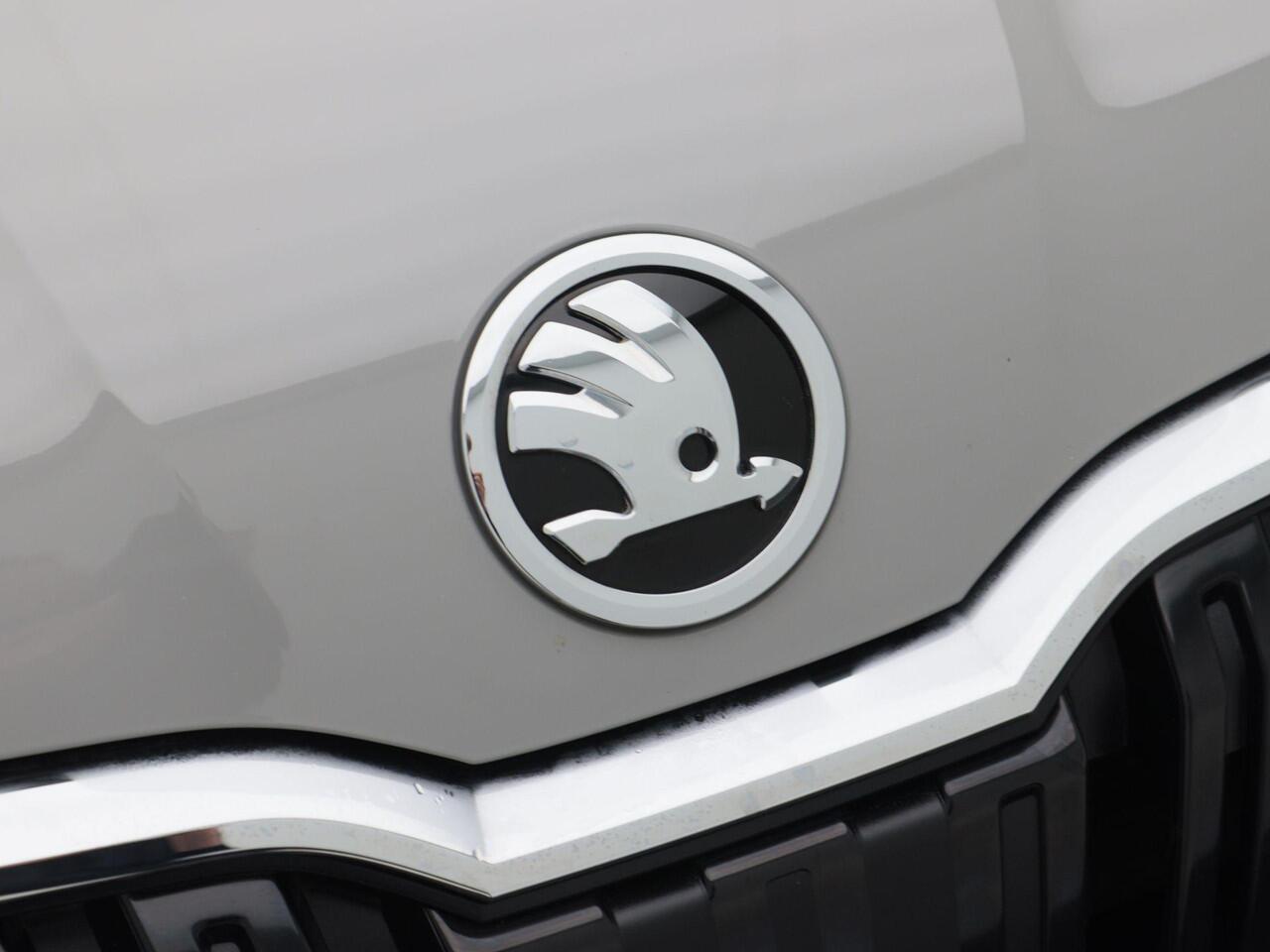 Skoda Kamiq 1.0 TSi 115 Pk Sport Business | LED | Cruise Control | Privacy Glass | Bluetooth | Sensoren Achter | Climate Control | 16 Inch | 72.660 Km!