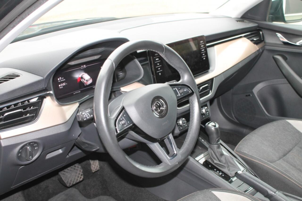 Skoda Kamiq 1.5 TSI ACT BUSINESS EDITION CLIMA CRUISE NAVI TREKHAAK VIRTUAL COCKPIT