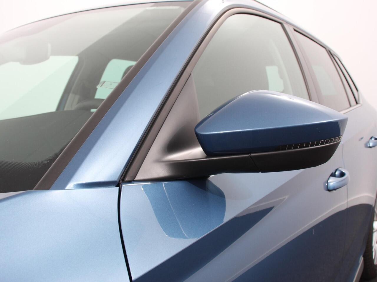 Skoda Kamiq 1.0 TSI 110pk DSG Style Navigatie Apple Carplay/Android Auto Virtual Cockpit Lane Assist 17 Inch Lichtmetalen Velgen