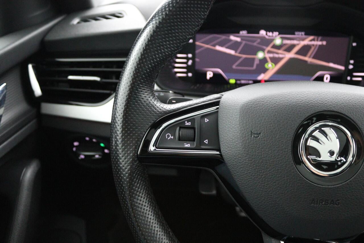 Skoda Kamiq 1.0 TSI Sport Business | Trekhaak | Panoramadak | Navigatie | Parkeercamera | Automaat