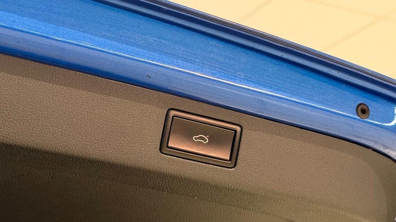 Skoda Kamiq 1.5 TSI ACT Business Edition + MEMORY / PREMIUM AUDIO / TREKHAAK