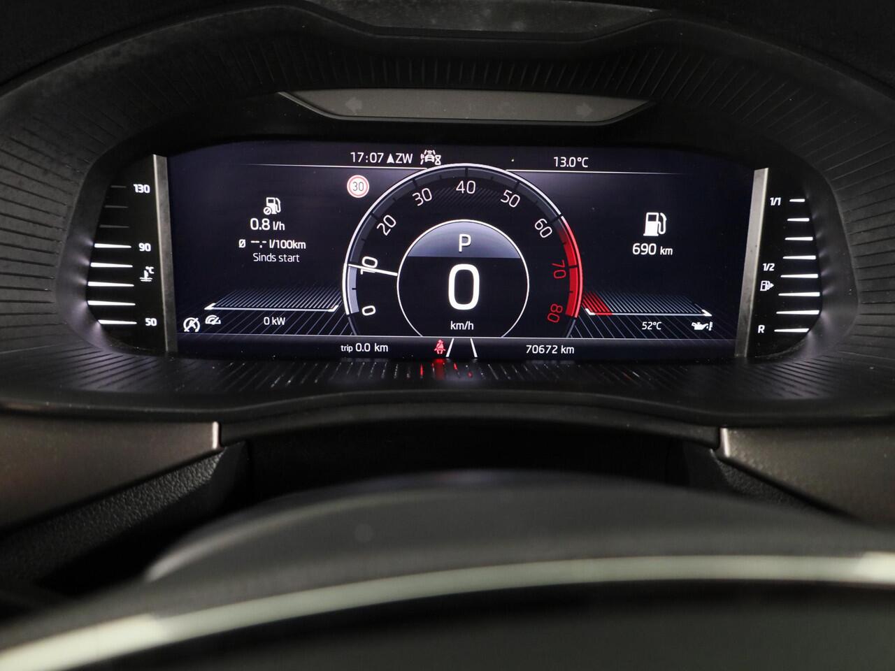 Skoda Kamiq 1.0 TSI Business Edition 110 pk Automaat (DSG) | Navigatie | Parkeersensoren | Achteruitrijcamera | Apple Carplay/Android Auto | Stoelverwarming |