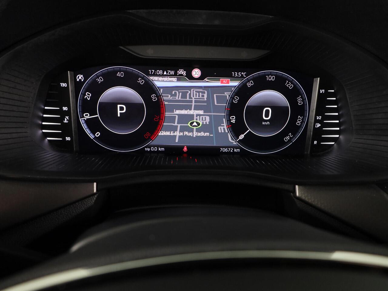 Skoda Kamiq 1.0 TSI Business Edition 110 pk Automaat (DSG) | Navigatie | Parkeersensoren | Achteruitrijcamera | Apple Carplay/Android Auto | Stoelverwarming |