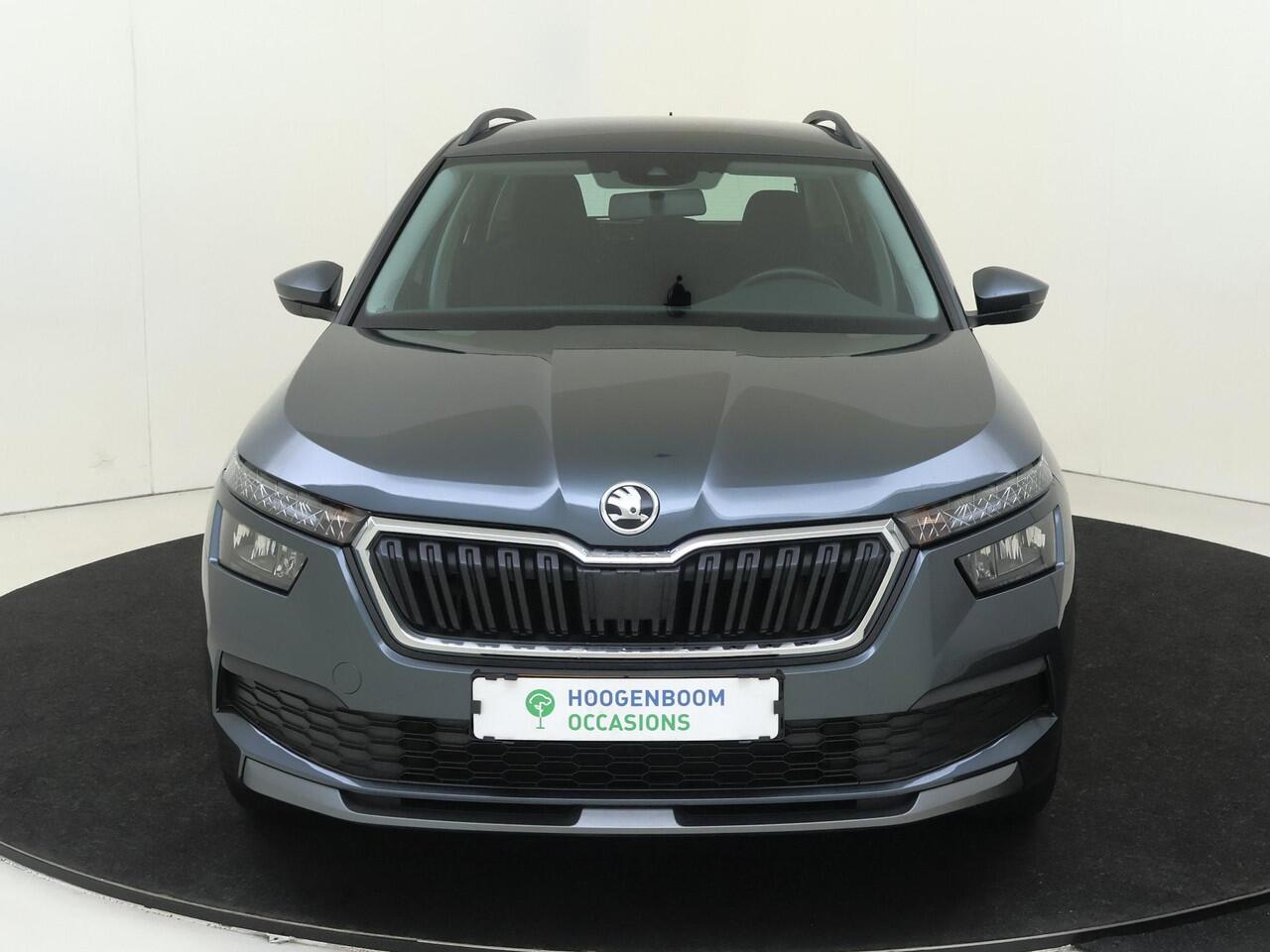 Skoda Kamiq 1.0 TSI Ambition | Cruise control | CarPlay | Lane assist | Bluetooth | Airco | Armsteun voor |