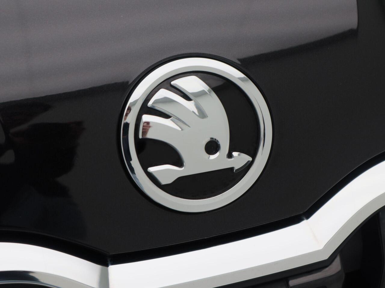 Skoda Kamiq 1.0 TSi 115 Pk Automaat Sport Business | Cruise Control | Climate Control | Navigatie | Carplay | Parkeersensoren | 17 Inch