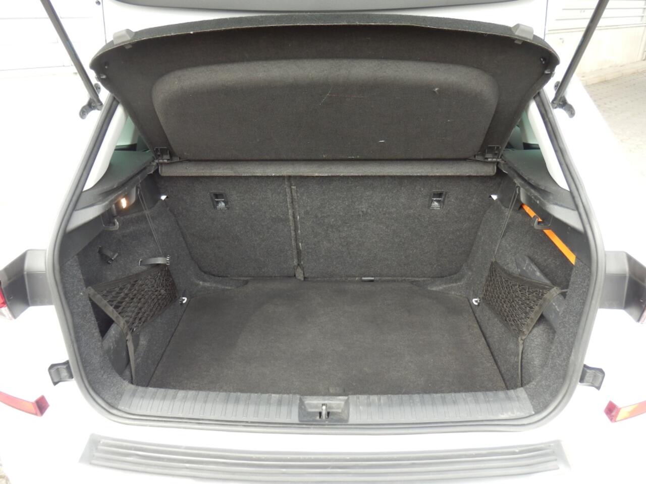 Skoda Kamiq TSI Business Ed.*| Automaat | Navi | Apple carpl / Andr. Auto |