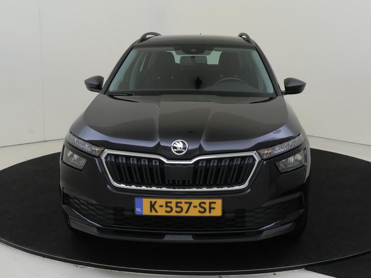 Skoda Kamiq 1.0 TSI Active | Cruise control | Airco | Parkeersensoren achter | DAB radio | Bluetooth | Lane- en frontassist |