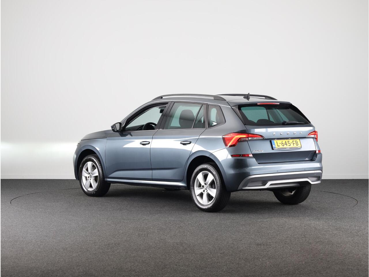 Skoda Kamiq 1.0 TSI Ambition 115 pk | Navigatie via App | Parkeersensoren achter | Cruise control | LED koplampen | Apple Carplay/Android Auto |