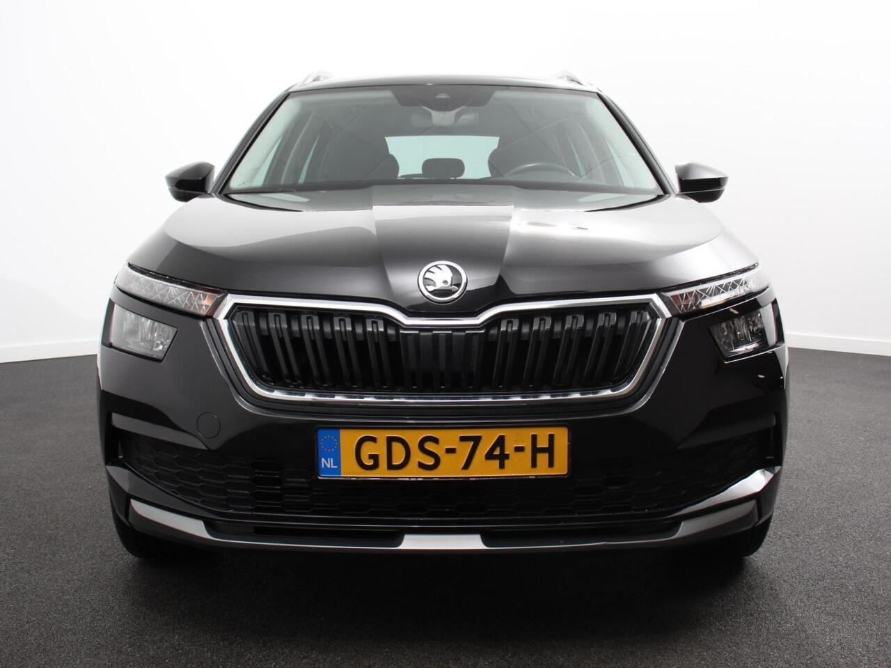 Skoda Kamiq 1.0 TSI 110pk DSG Style | Navigatie | Apple Carplay / Android auto | Parkeersensor achter | Cruise Control | Verwarmbare voorstoelen | Extra getint glas | Climate Control