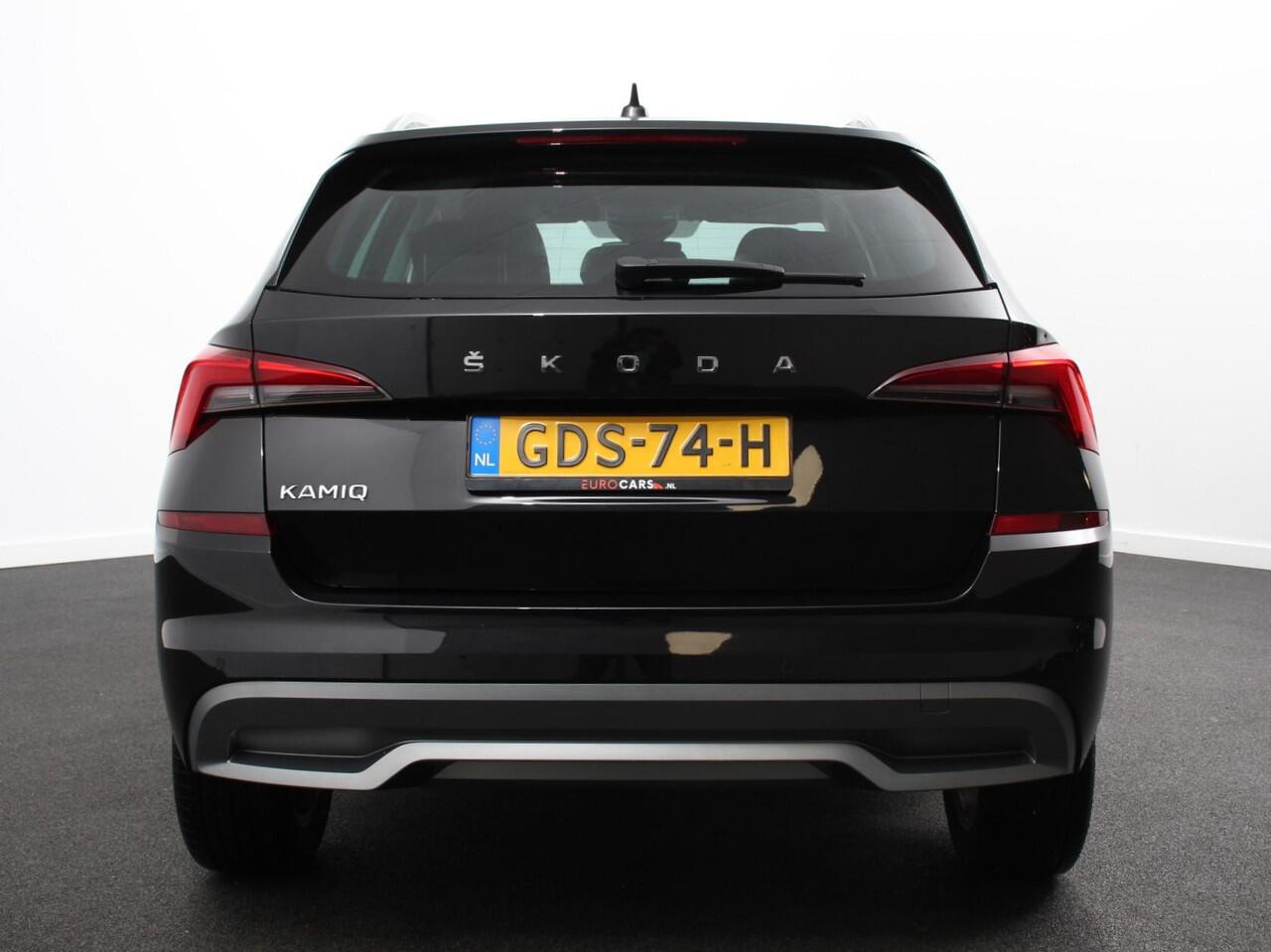 Skoda Kamiq 1.0 TSI 110pk DSG Style | Navigatie | Apple Carplay / Android auto | Parkeersensor achter | Cruise Control | Verwarmbare voorstoelen | Extra getint glas | Climate Control